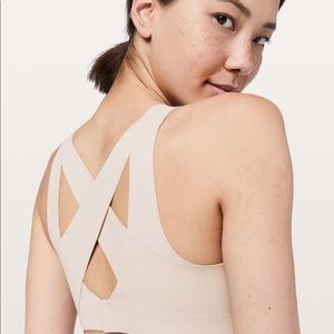 Lululemon Enlite Bra 34B